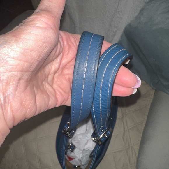 Coach Hamilton F13089 blue pebble leather - Picture 8 of 12